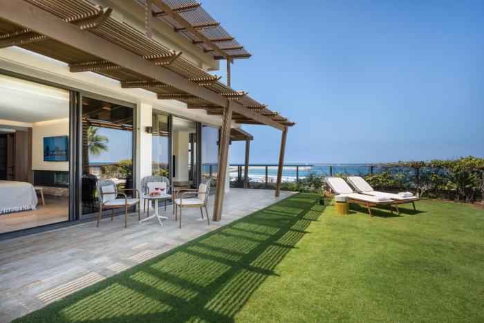 dan accadia hotel