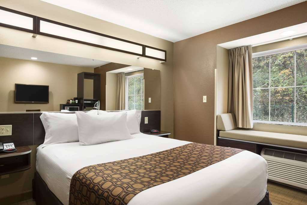 microtel inn and suites by wyndham cambridge