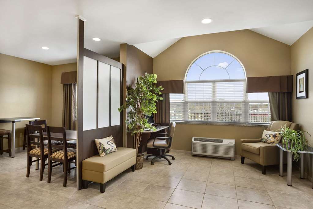 microtel inn and suites by wyndham cambridge