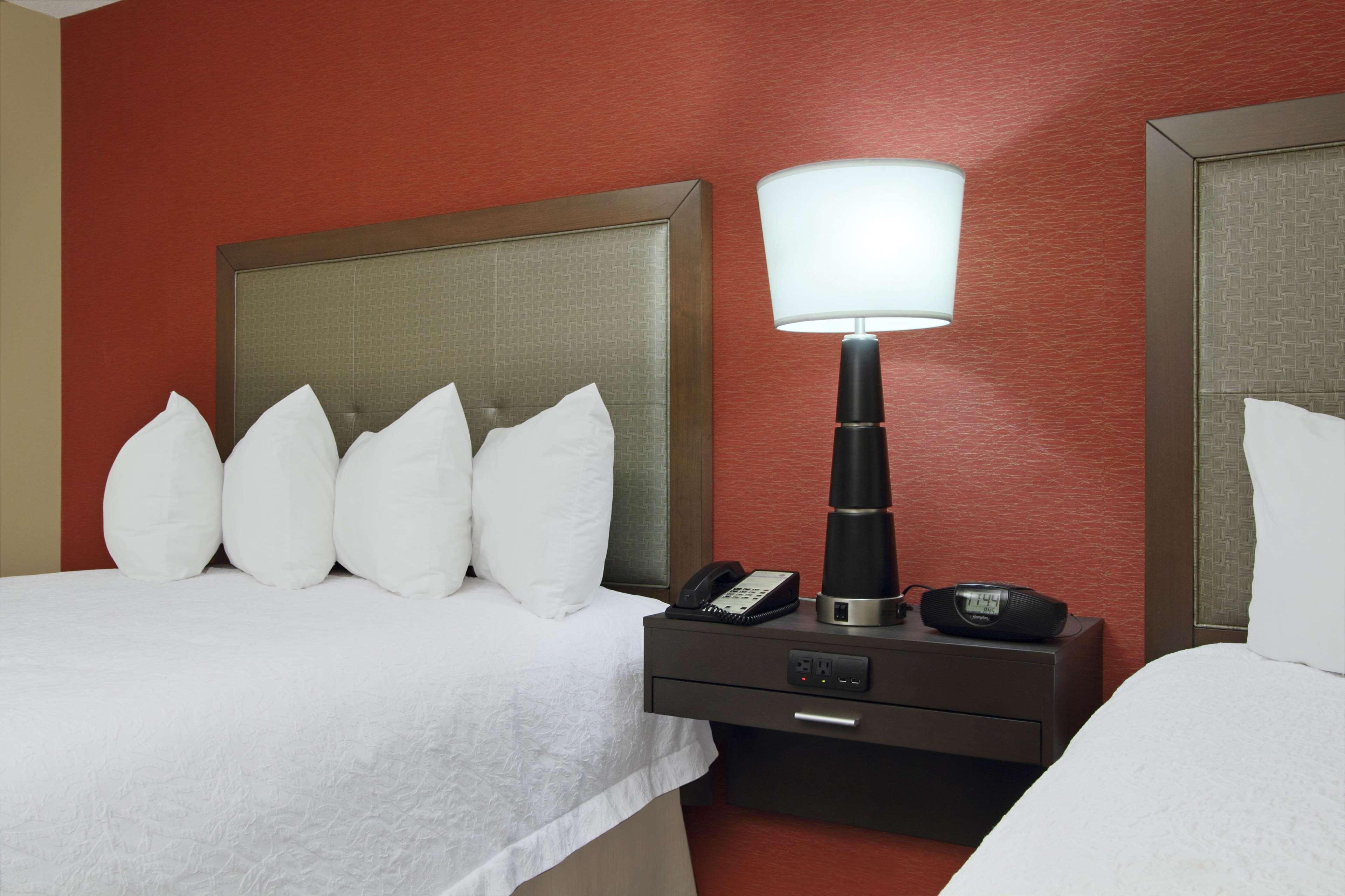 hampton inn columbus airport