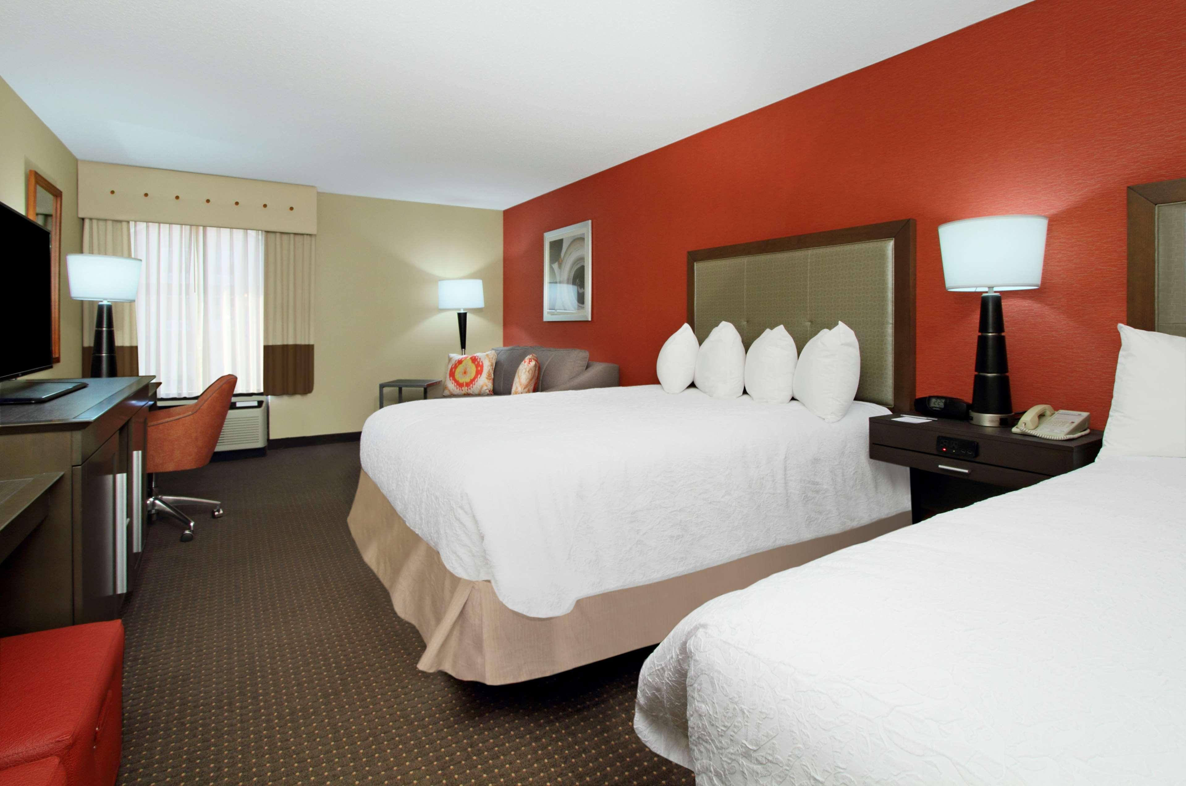 hampton inn columbus airport