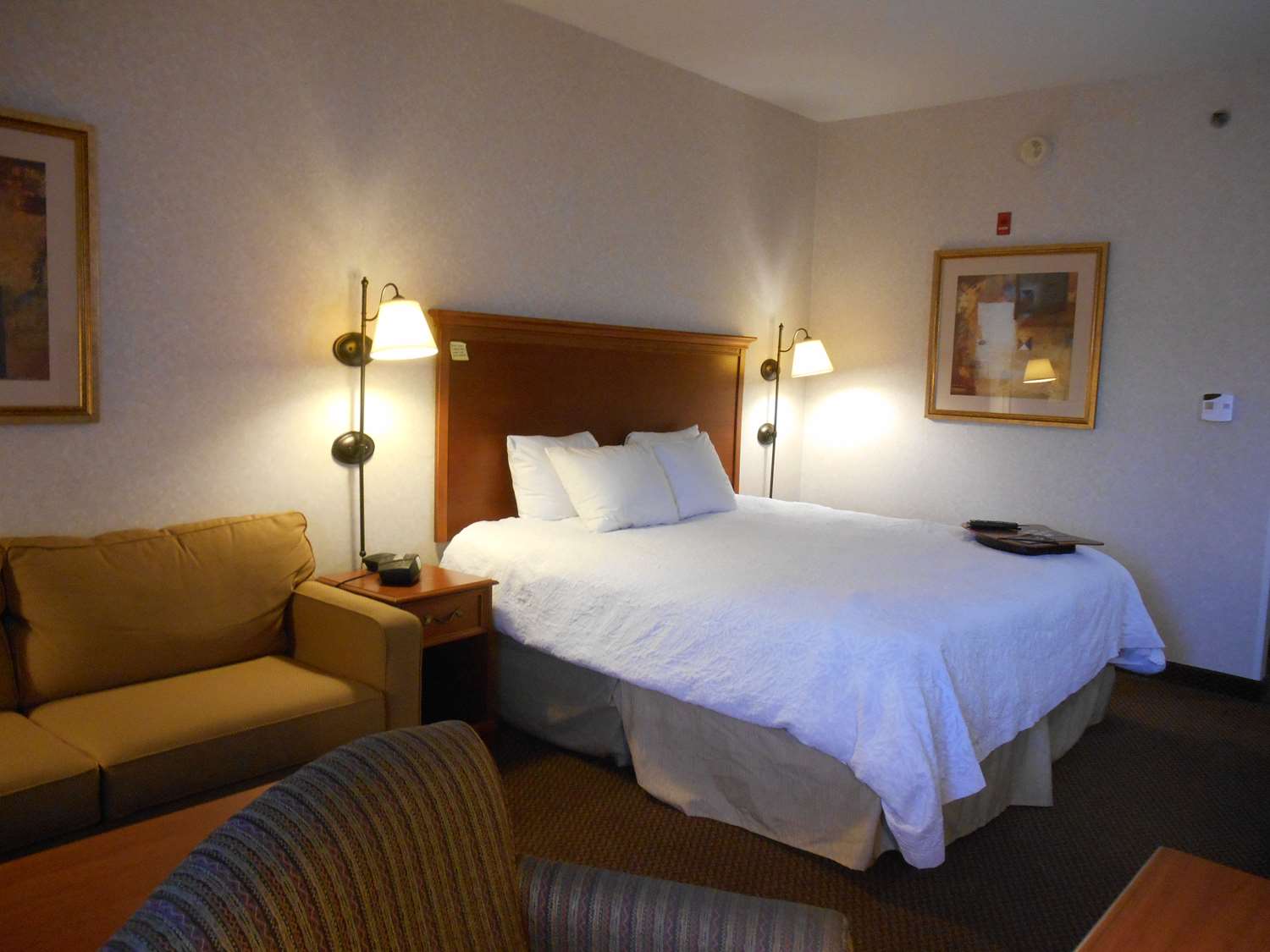 hampton inn columbus airport