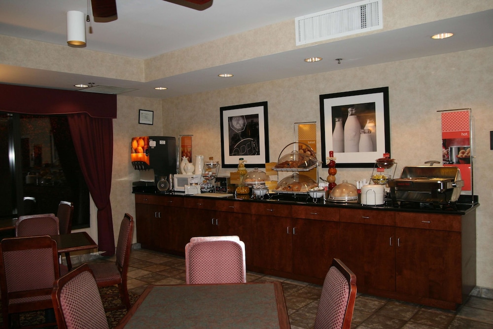 hampton inn columbus airport