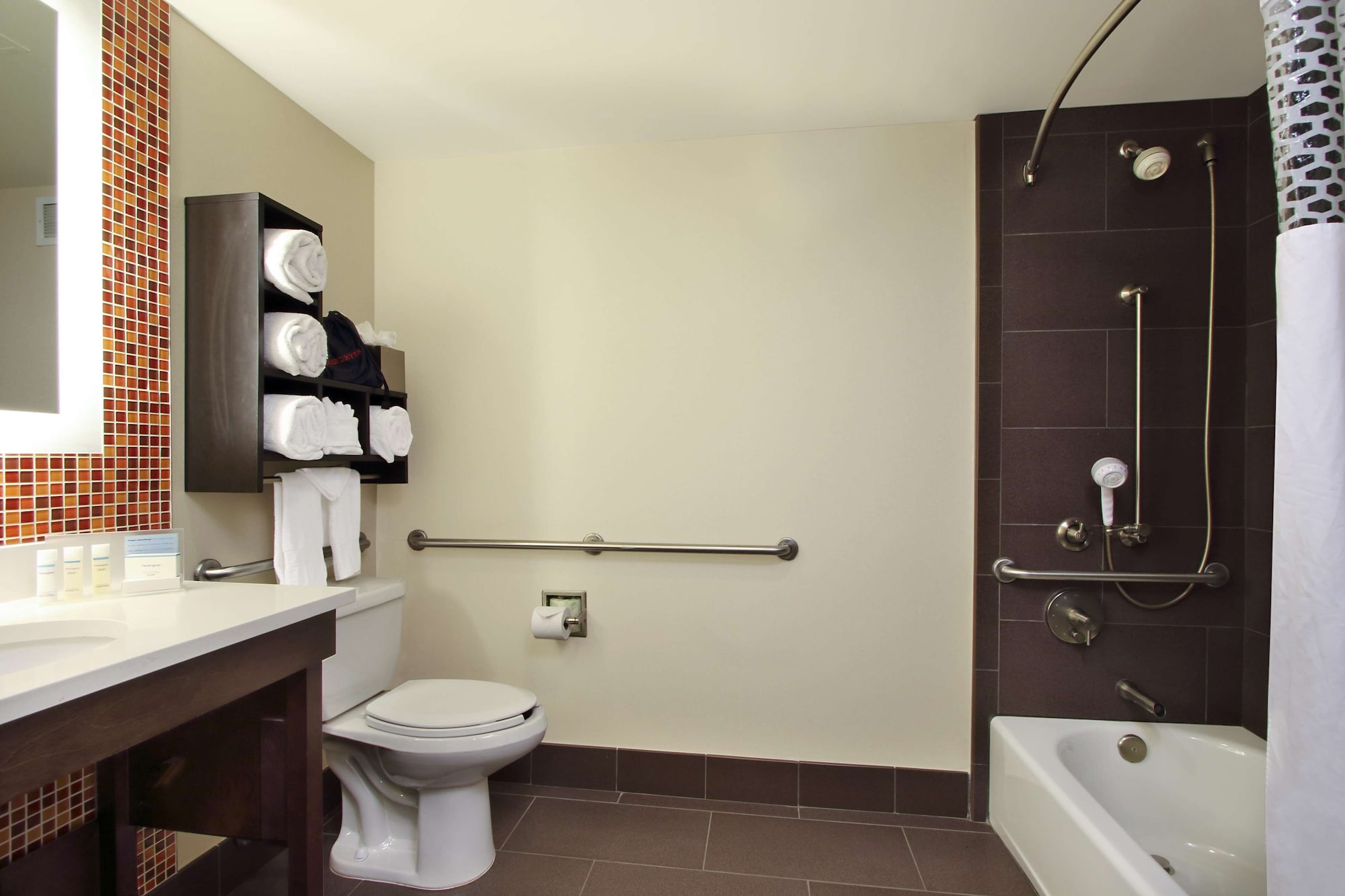 hampton inn and suites columbus downtown