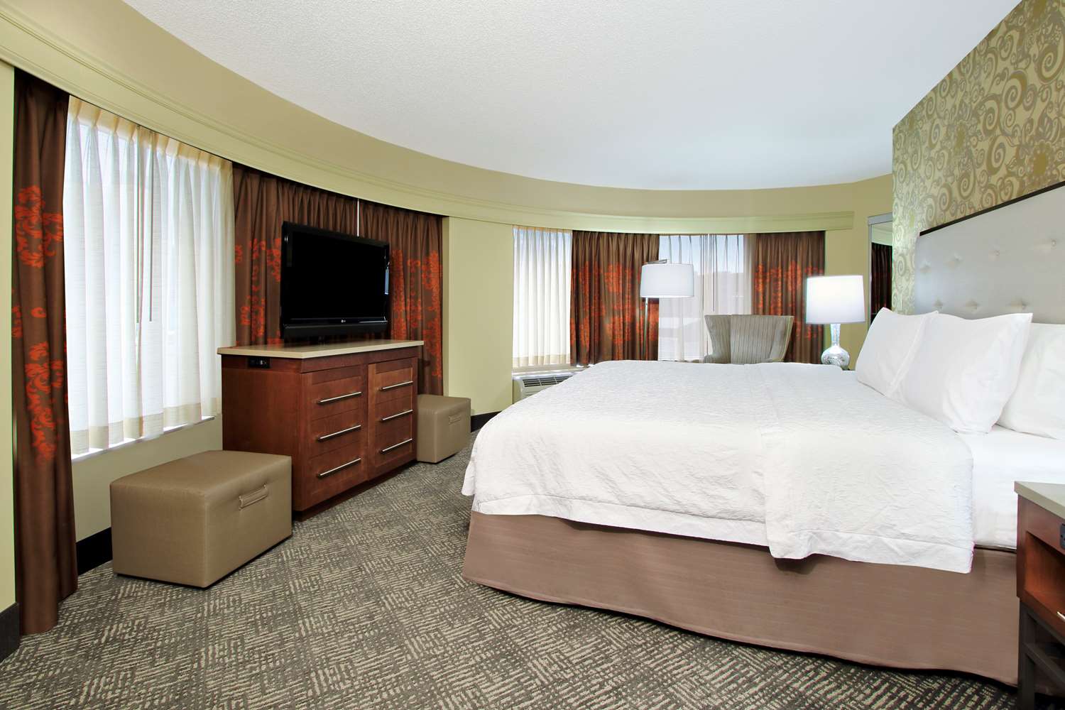 hampton inn and suites columbus downtown