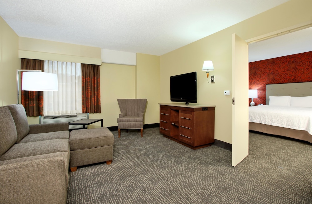 hampton inn and suites columbus downtown