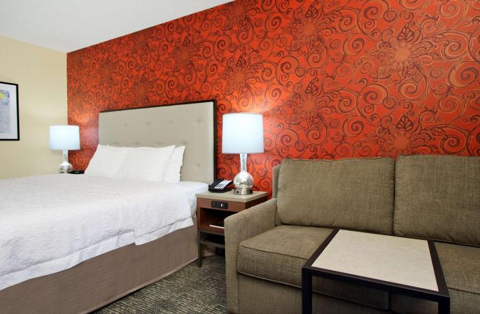 hampton inn and suites columbus downtown