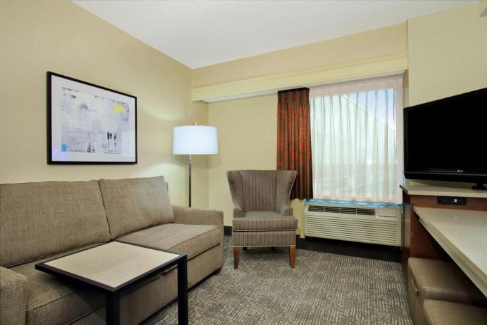 hampton inn and suites columbus downtown