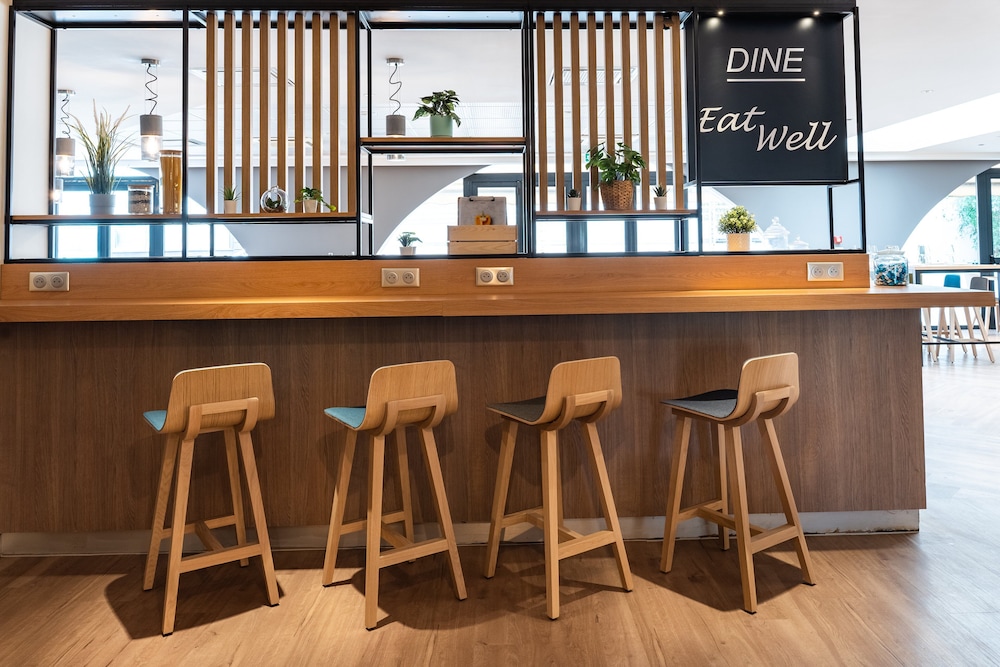 holiday inn lyon vaise by ihg