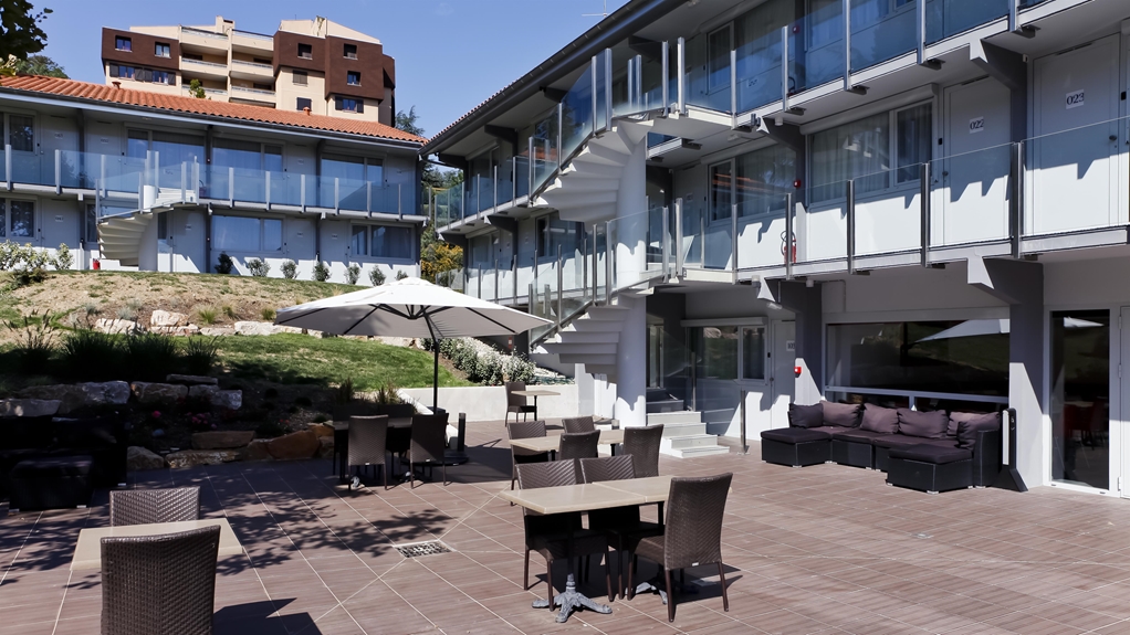 kyriad lyon sud sainte foy