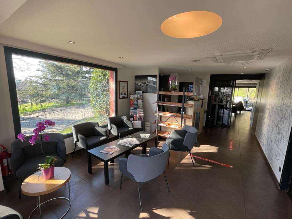 kyriad lyon sud sainte foy