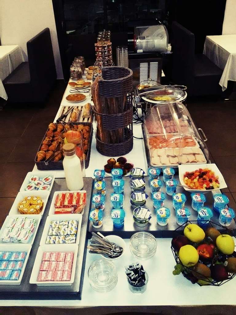 kyriad lyon sud sainte foy