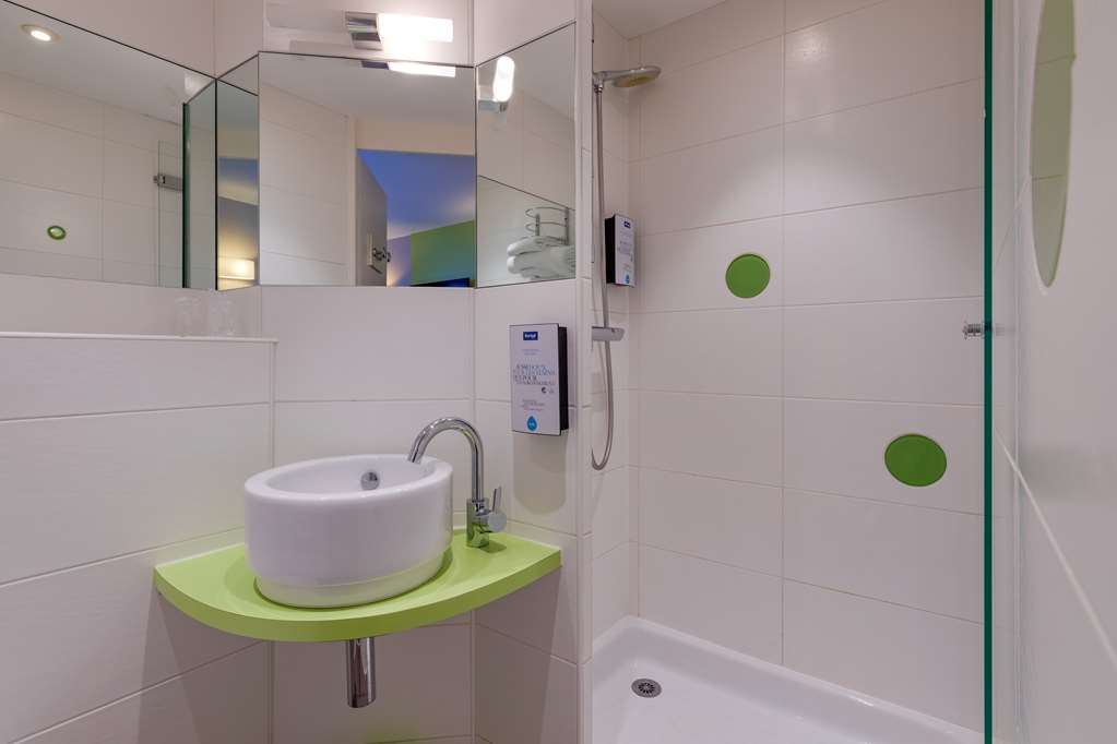 kyriad lyon est saint bonnet de mure