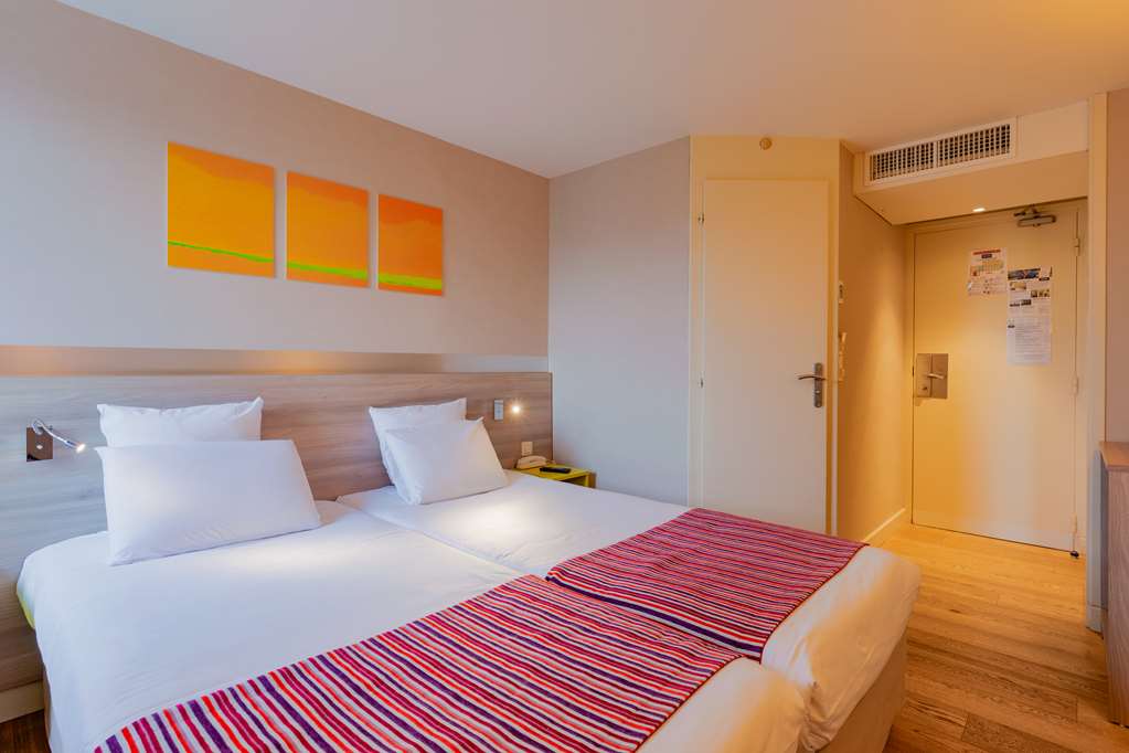 kyriad lyon est saint bonnet de mure