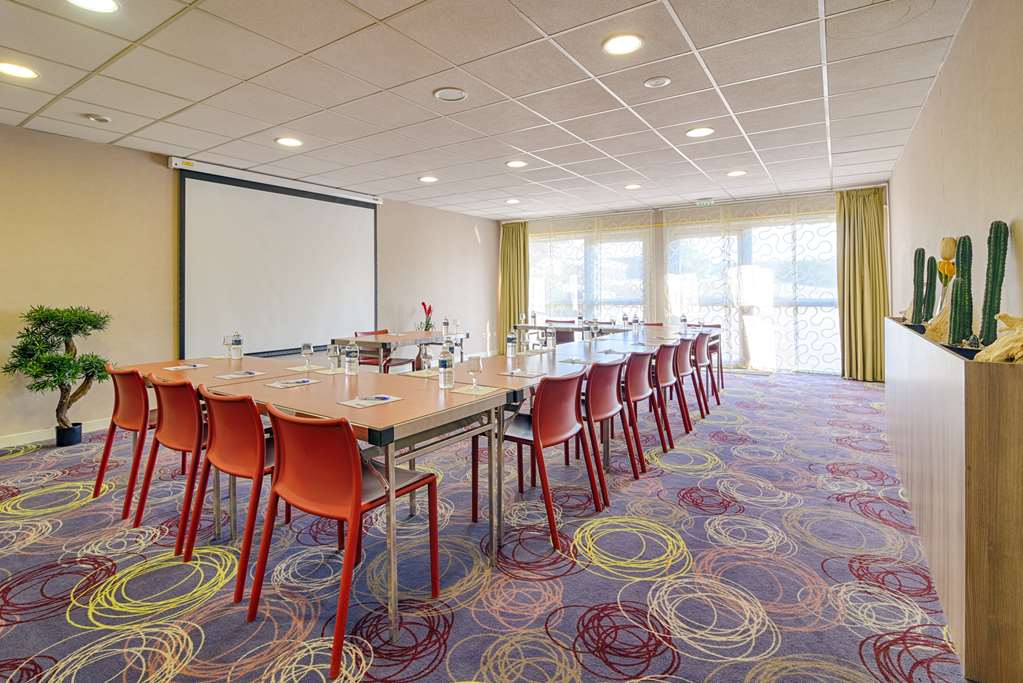 kyriad lyon est saint bonnet de mure