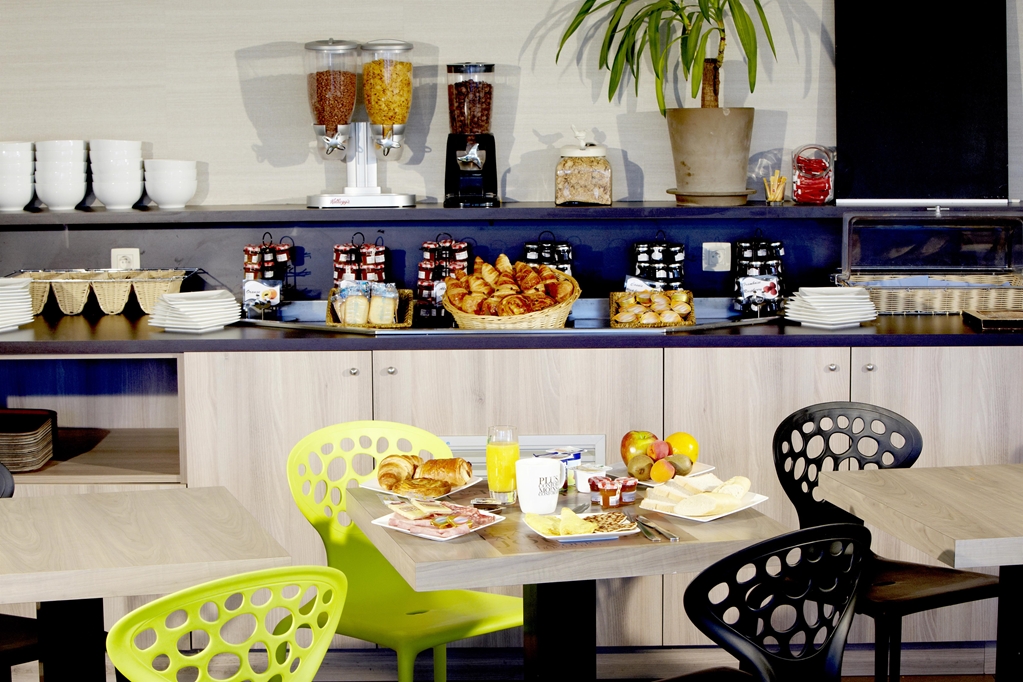 kyriad lyon est saint bonnet de mure