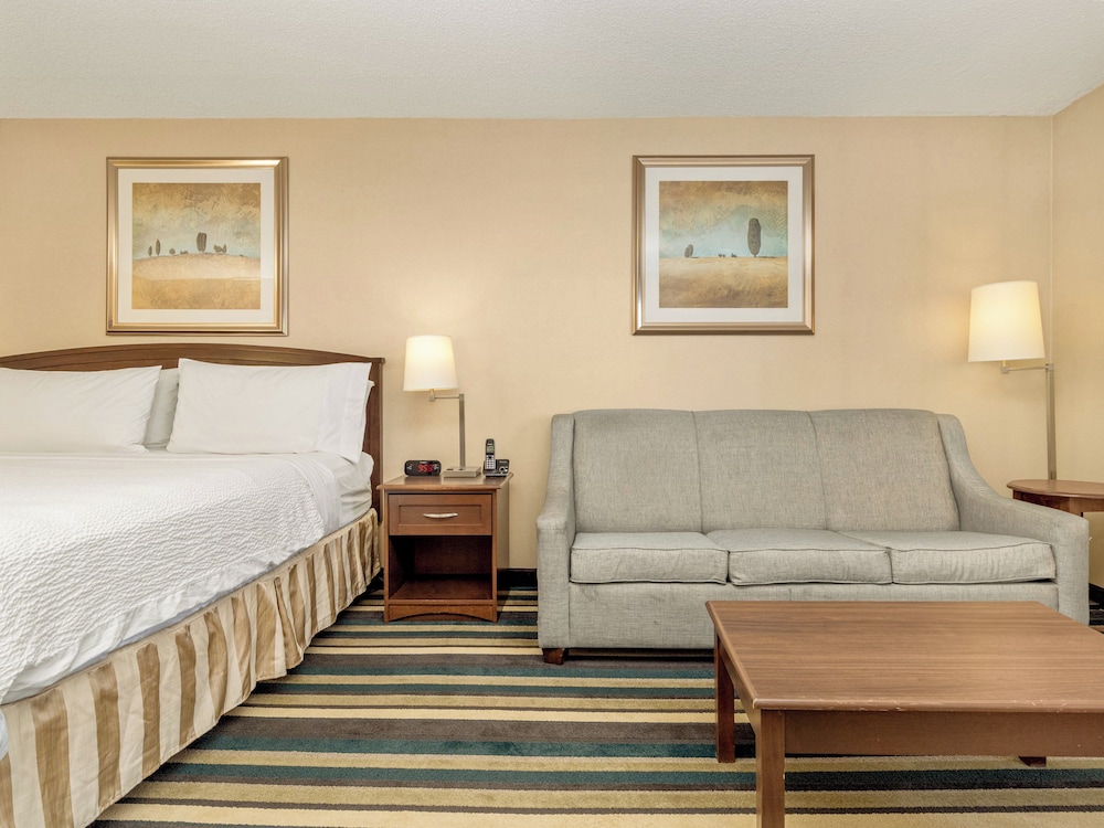 holiday inn conference center edmonton south by ihg