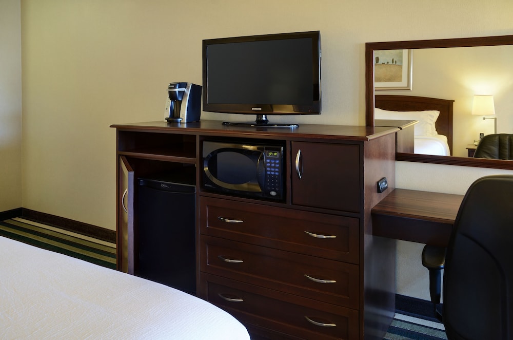 holiday inn conference center edmonton south by ihg