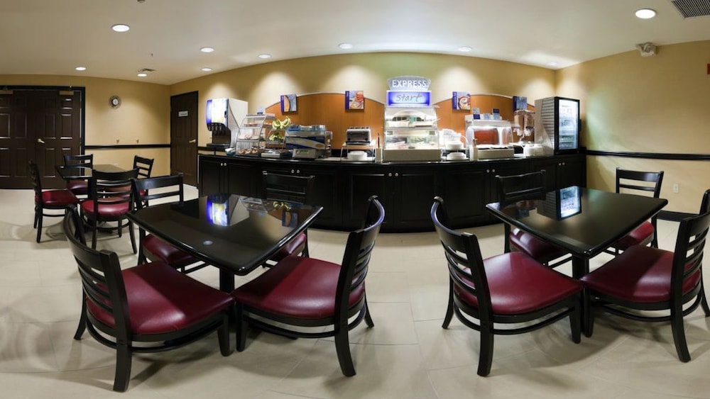holiday inn express and suites columbus east reynoldsburg by ihg