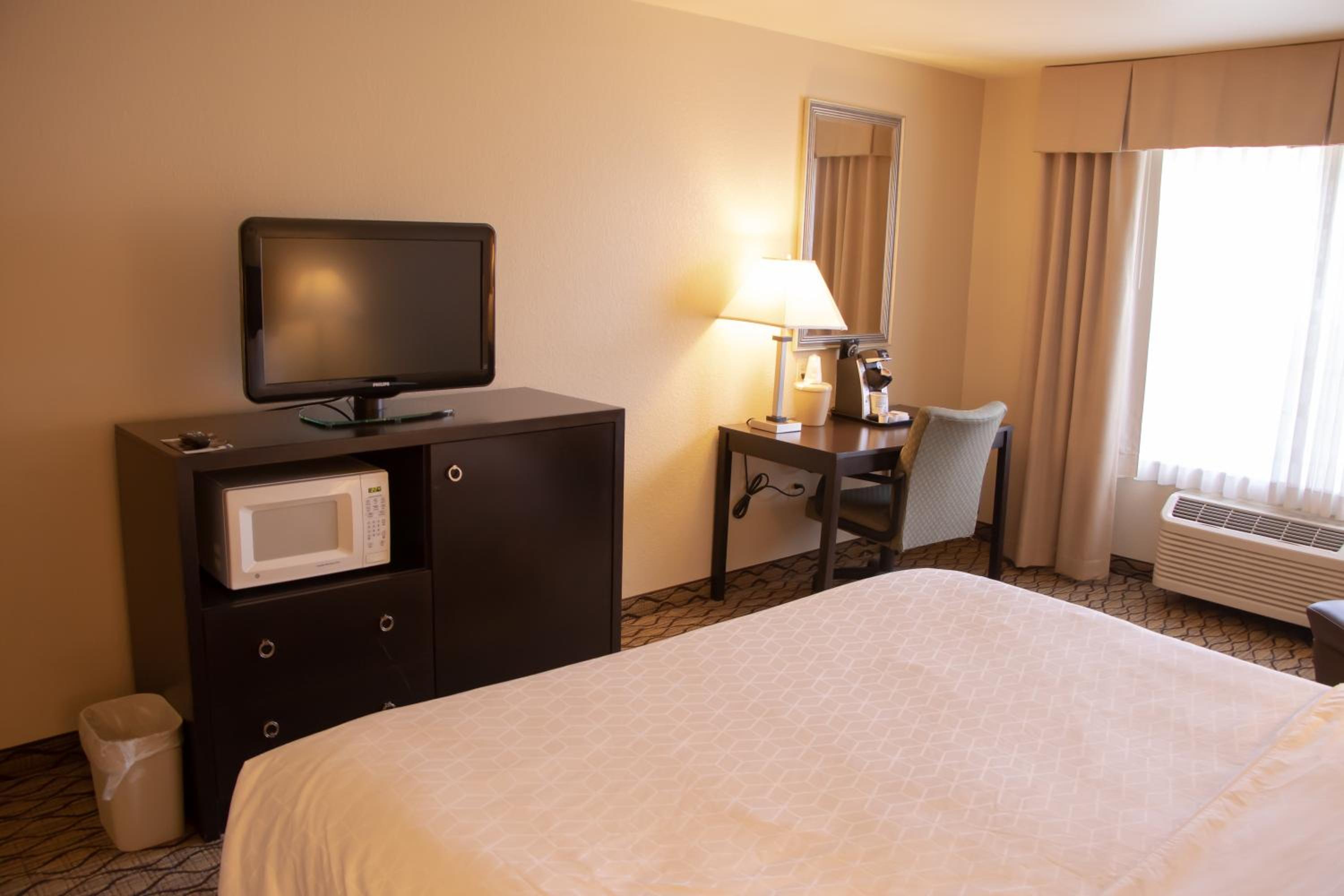 holiday inn express and suites columbus east reynoldsburg by ihg