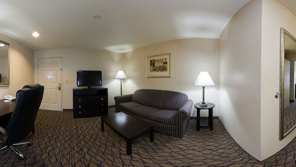 holiday inn express and suites columbus east reynoldsburg by ihg