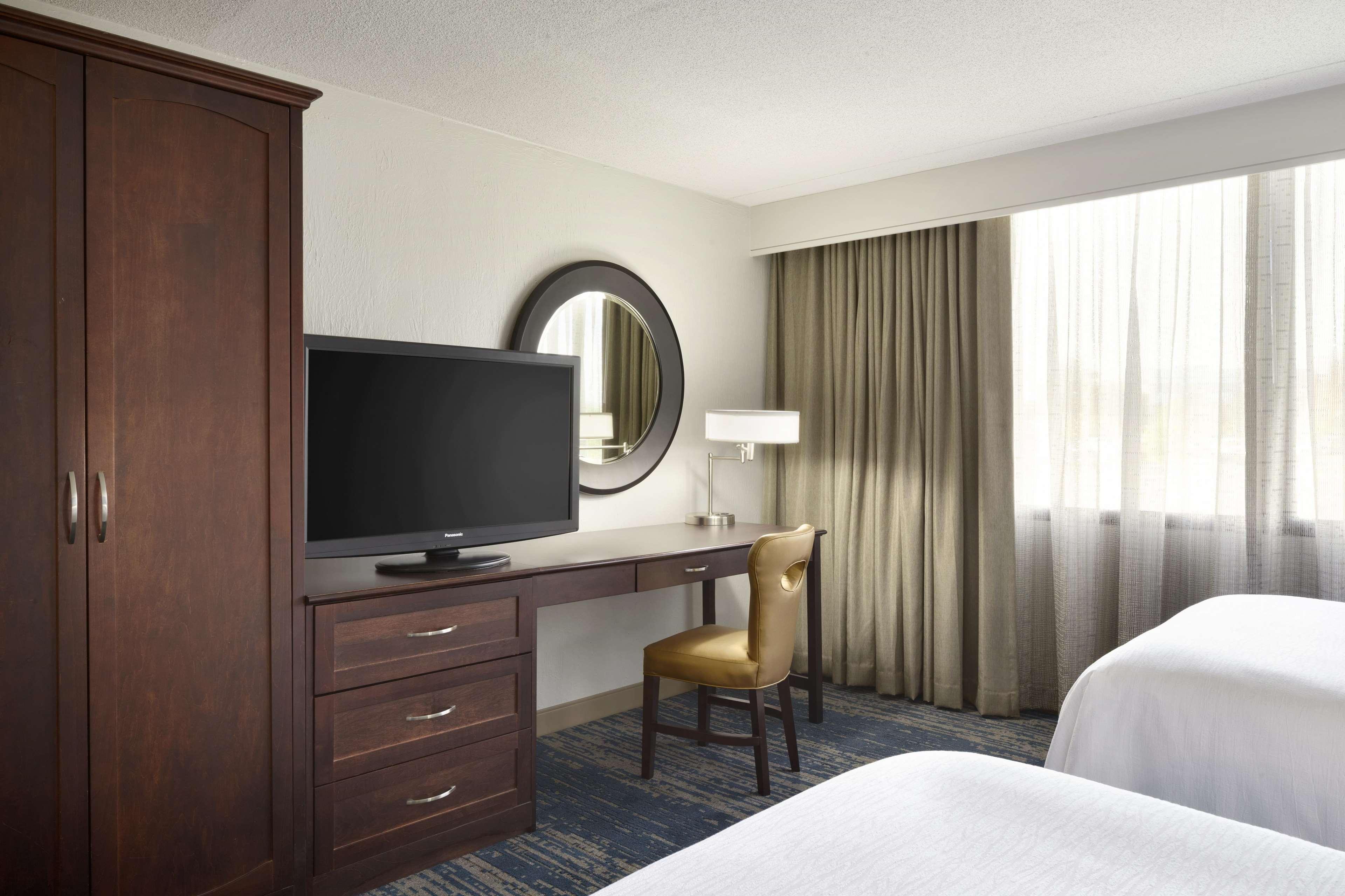 embassy suites by hilton columbus
