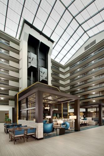 embassy suites by hilton columbus