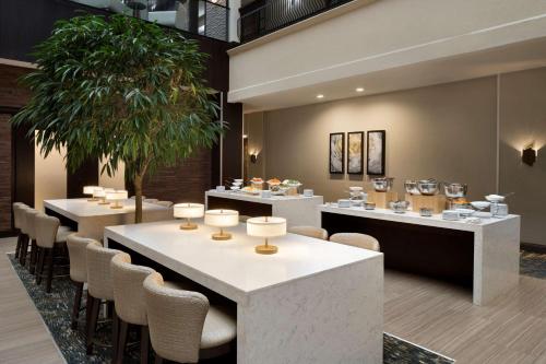 embassy suites by hilton columbus