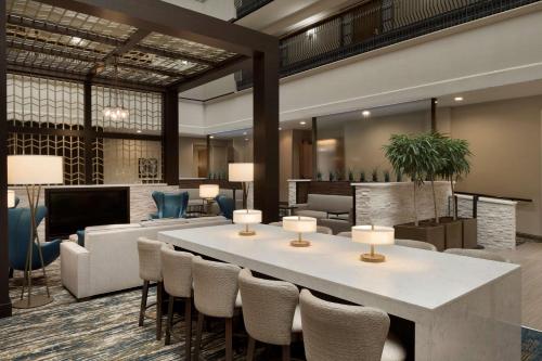embassy suites by hilton columbus