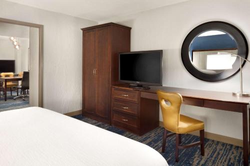 embassy suites by hilton columbus