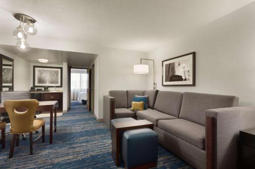 embassy suites by hilton columbus