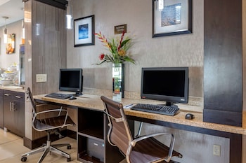 comfort suites columbus west hilliard