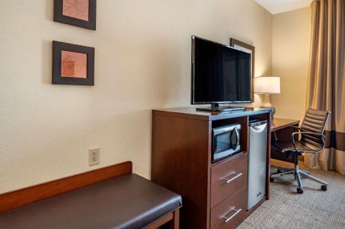 comfort suites columbus west hilliard