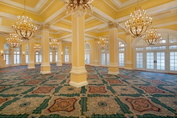 grand galvez resort autograph collection