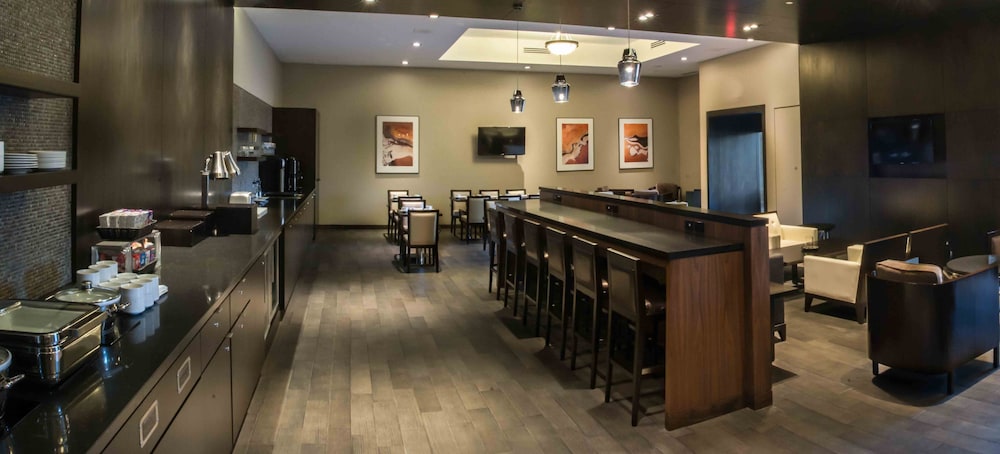 hilton toronto markham suites conference centre and spa