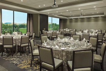 hilton toronto markham suites conference centre and spa