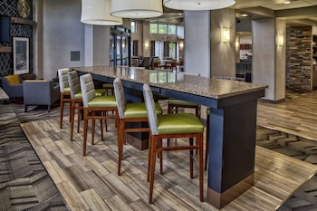 Hampton Inn & Suites Memphis-Wolfchase Galleria,Downtown Memphis>>Bartlett,3 star