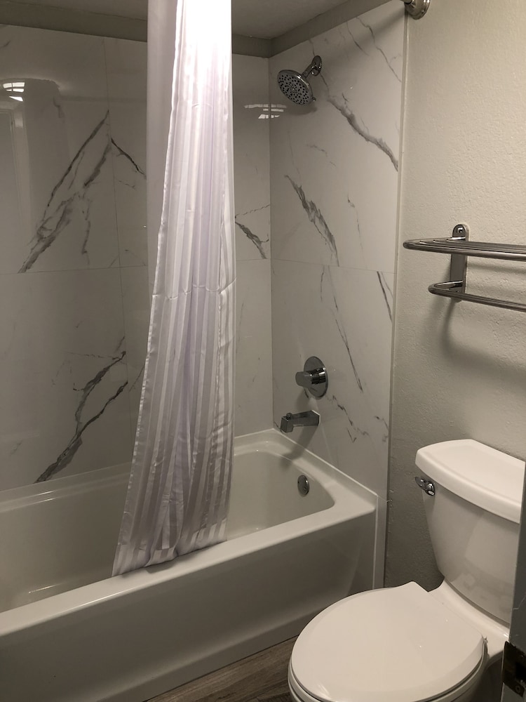 budgetel inn and suites