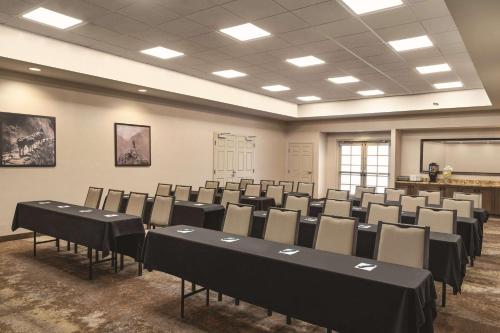 homewood suites by hilton tucson st philips plaza univ