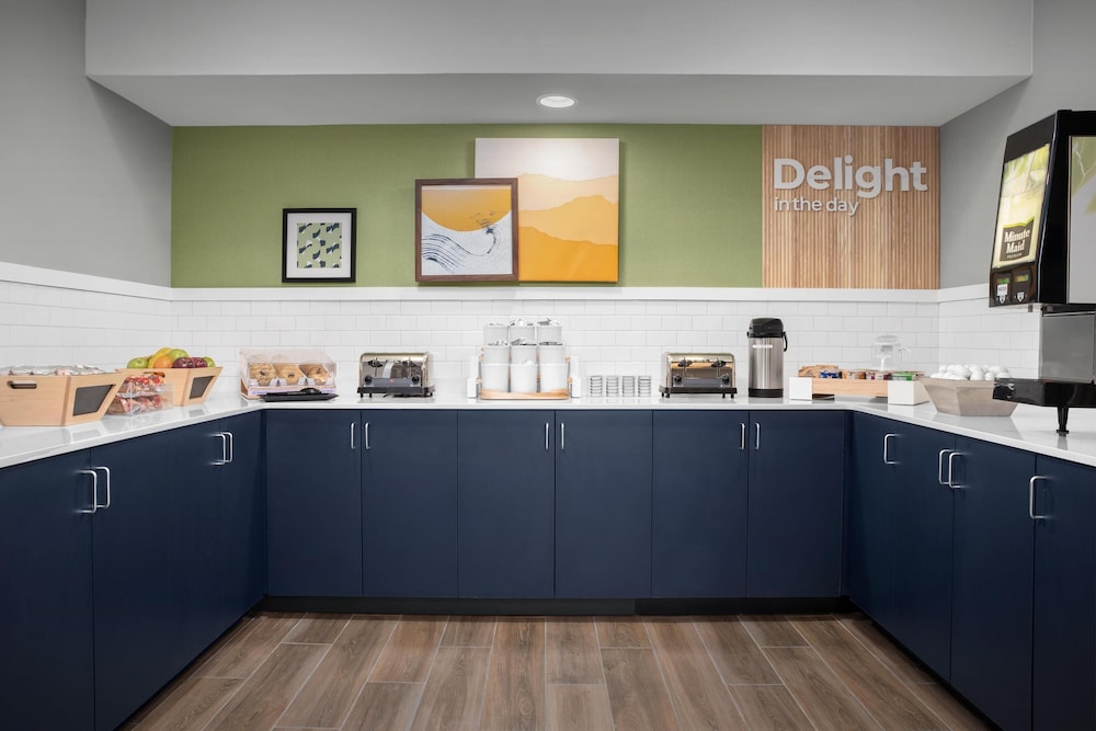 spark by hilton tucson airport