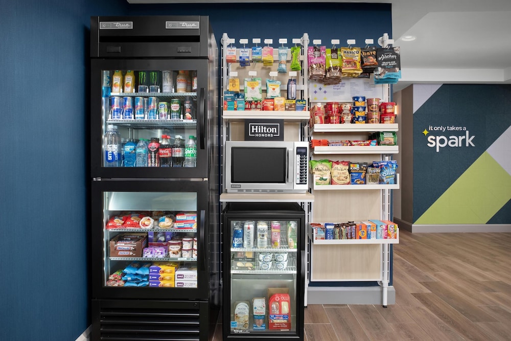 spark by hilton tucson airport