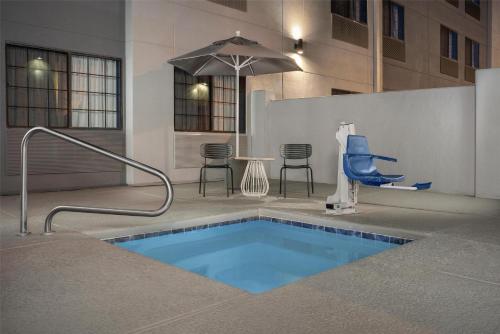 spark by hilton tucson airport