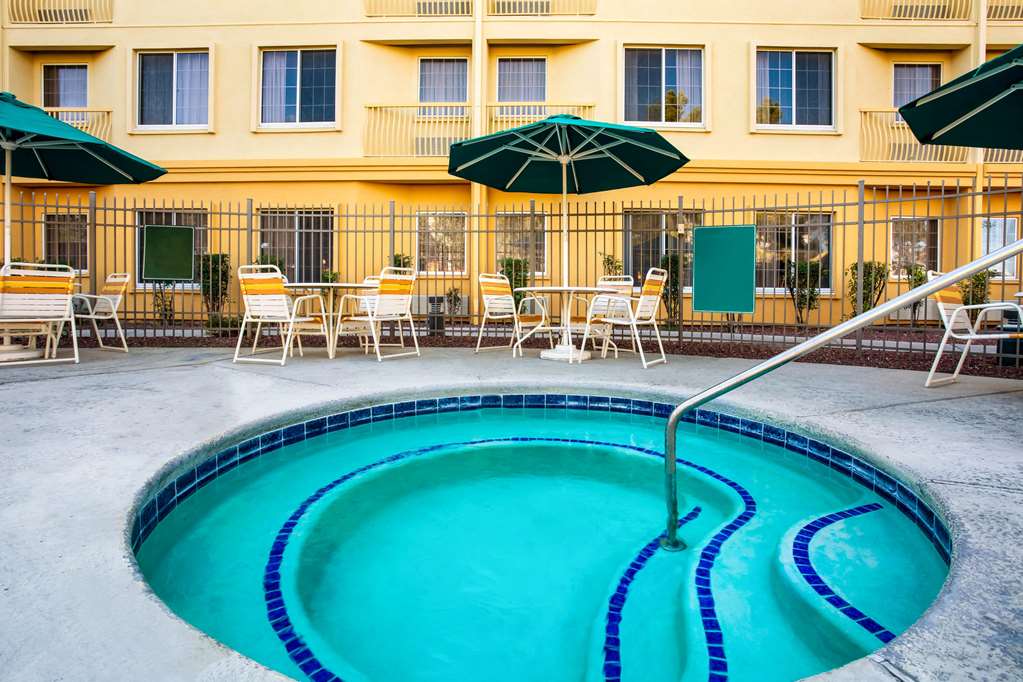 la quinta inn and suites by wyndham tucson airport