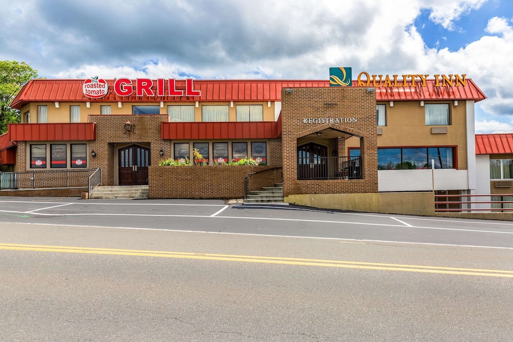 quality inn east stroudsburg poconos