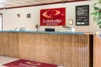 econo lodge inn and suites