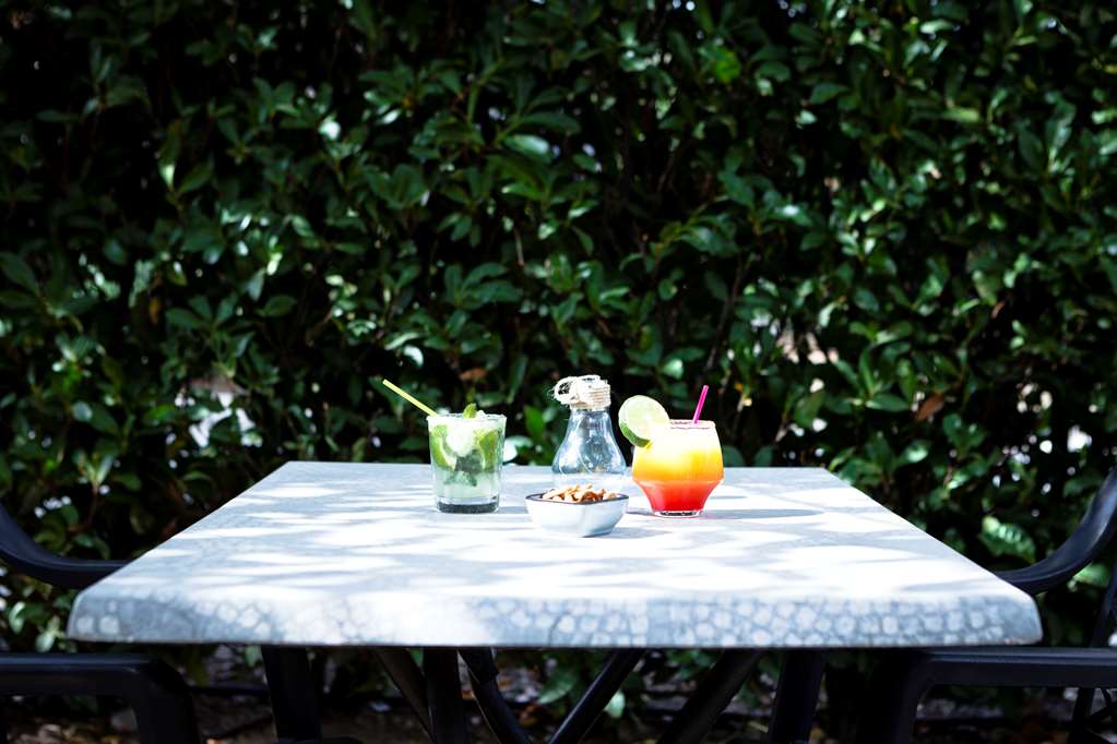 kyriad lyon sud saint genis laval