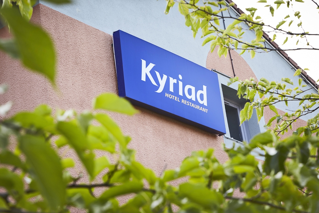 kyriad lyon sud saint genis laval