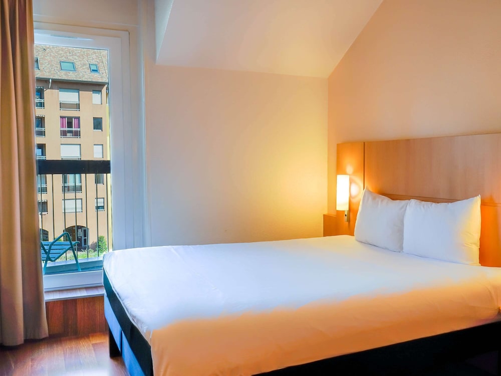 hotel ibis annecy centre vieille ville
