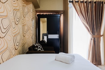 luxury and cozy studio m town apartment by travelio