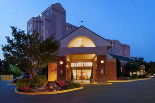 Homewood Suites Fall Church,Near Inova Fairfax Hospital,3 star